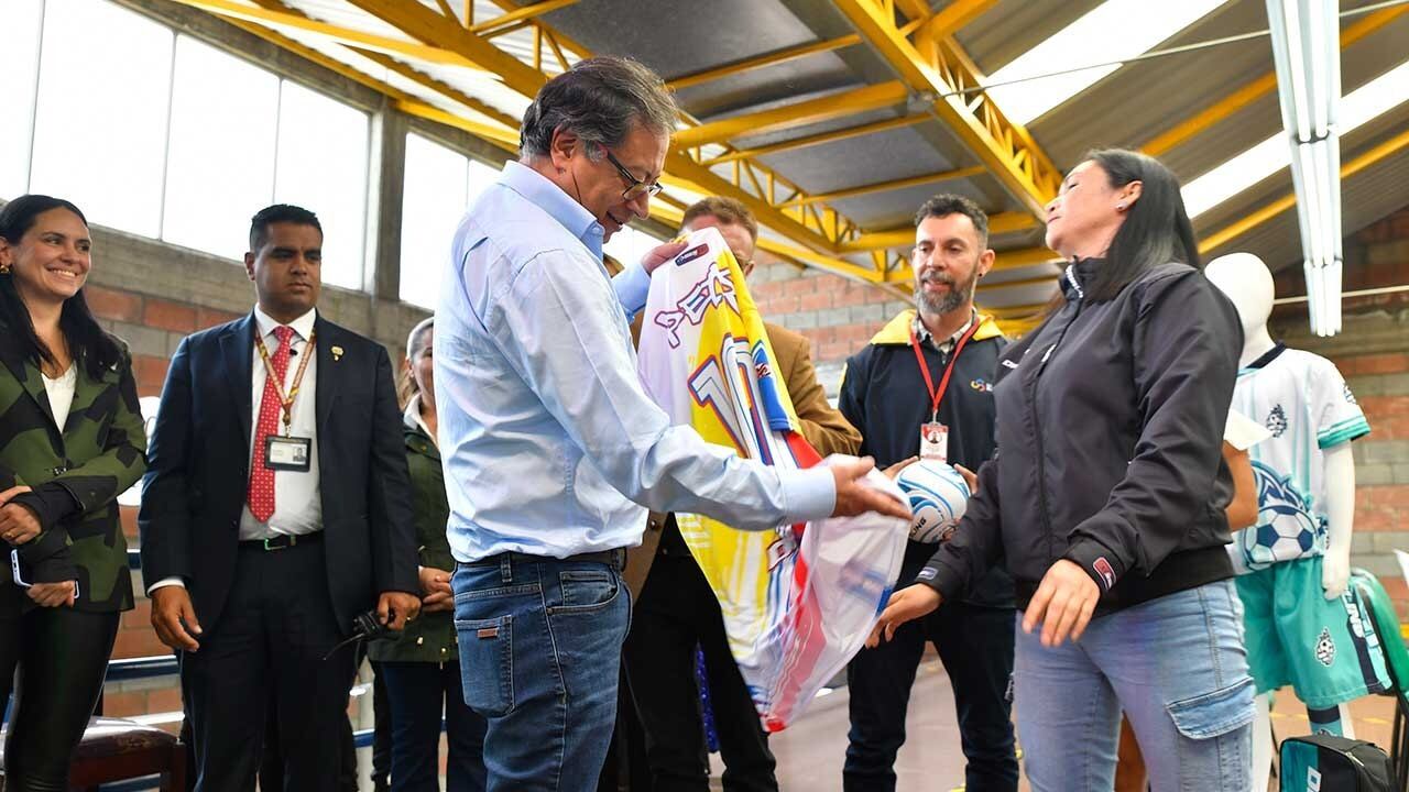 MinComercio e iNNpulsa han puesto en marcha 9 centros ‘Zasca’ para fortalecer la economía popular; ¿de qué tratan y cómo participar?