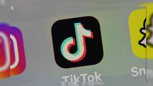 Alerta por retos virales en TikTok. La FDA llama a tomar medidas de precaución. -Foto: AFP