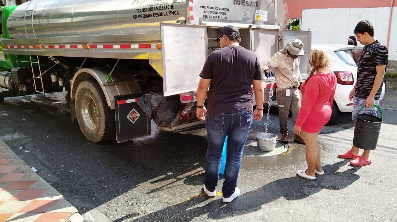 EPM recomendó a los usuarios hacer uso moderado del agua para permitir que el sistema se estabilice. Foto: EPM