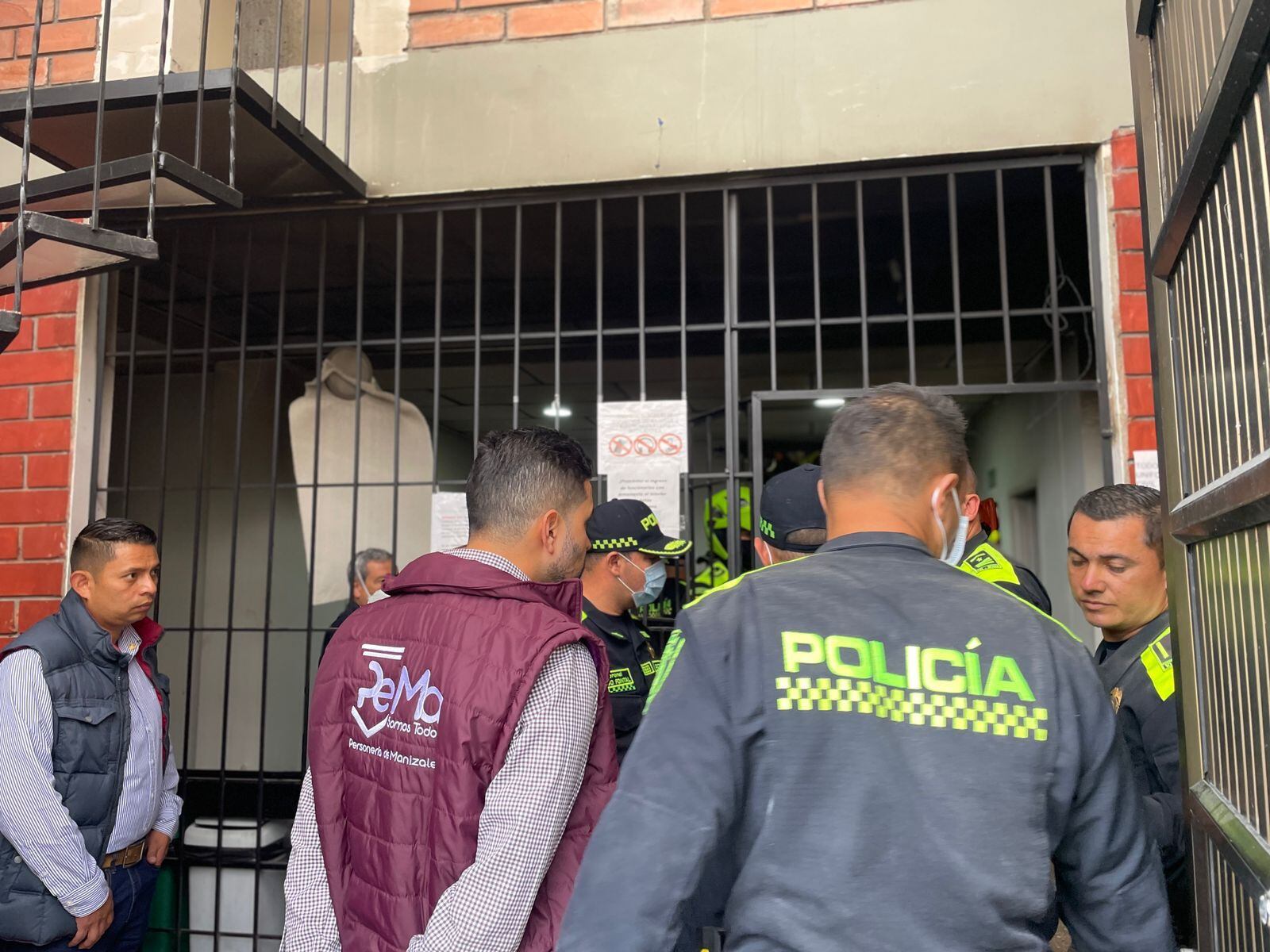 De manera preliminar se habla de varias personas heridas