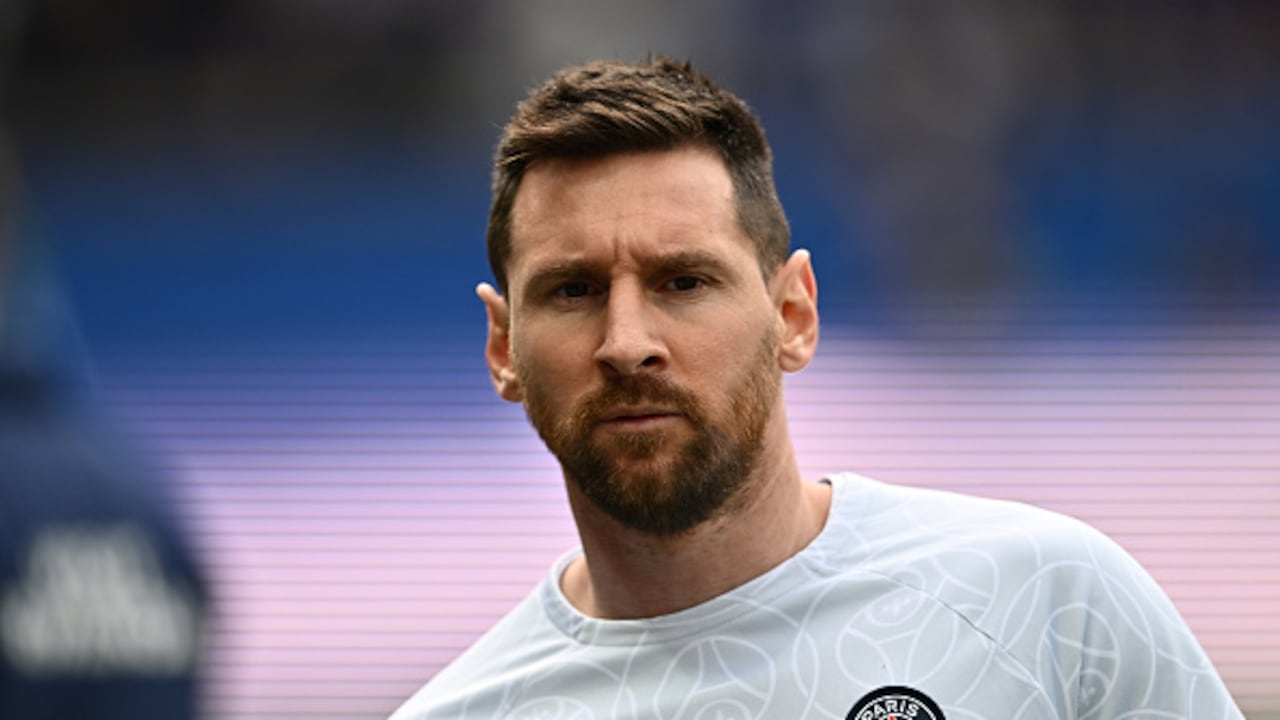 PARIS, FRANCE - APRIL 30: Lionel Messi of PSG during the Ligue 1 match between Paris Saint-Germain and FC Lorient at Parc des Princes on April 30, 2023 in Paris, France. (Photo by Sebastian Frej/MB Media/Getty Images)
