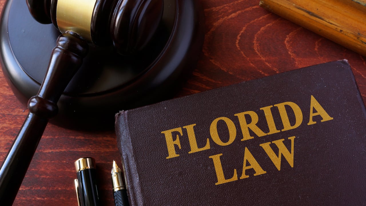 Nuevas leyes se impondrán en el estado de Florida a partir del próximo mes