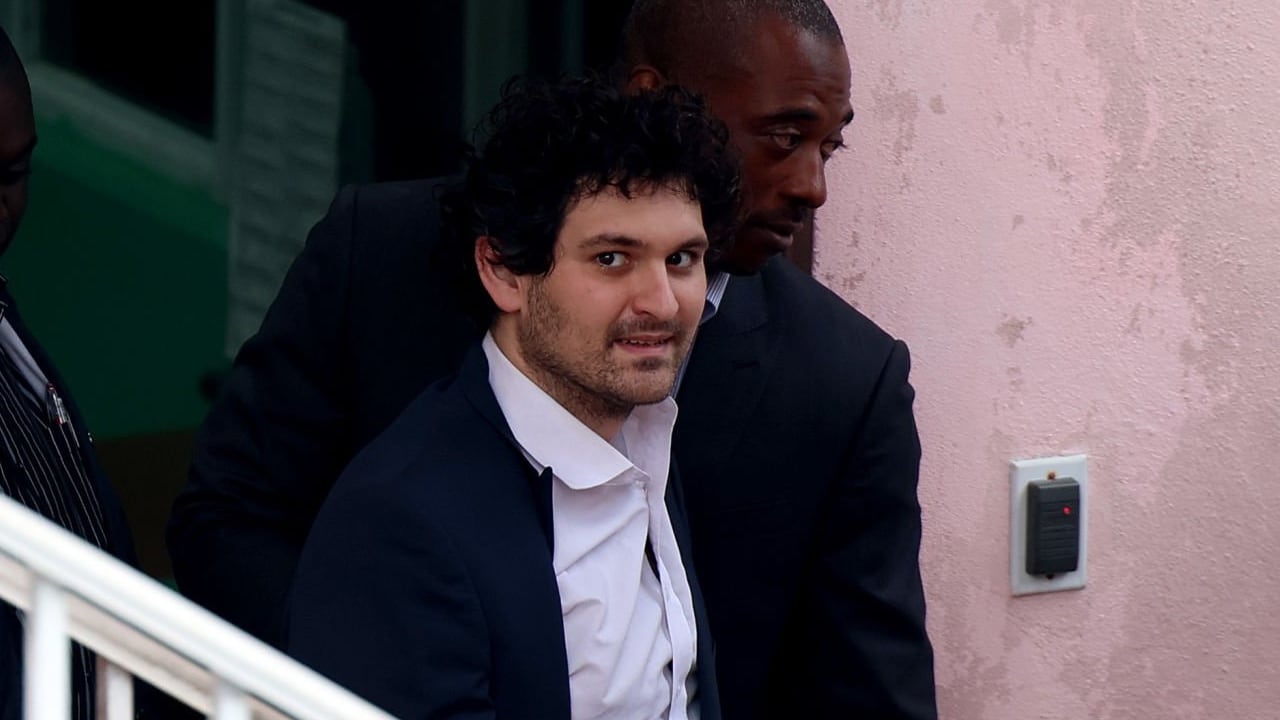 Sam Bankman-Fried, cofundador de FTX llegó extraditado a Estados Unidos, tras haber sido capturado en Bahamas.