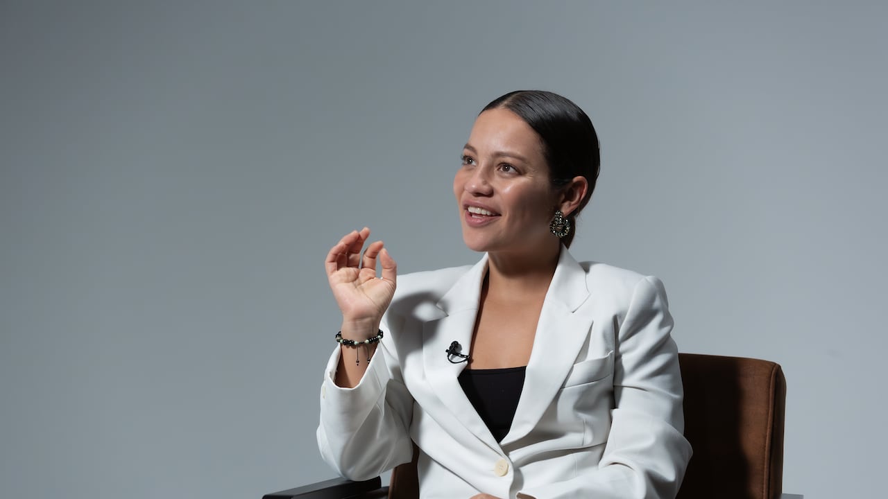 Natalia Reyes recibió el premio Salvo Basile a la Trayectoria Internacional en los Premios India Catalina.