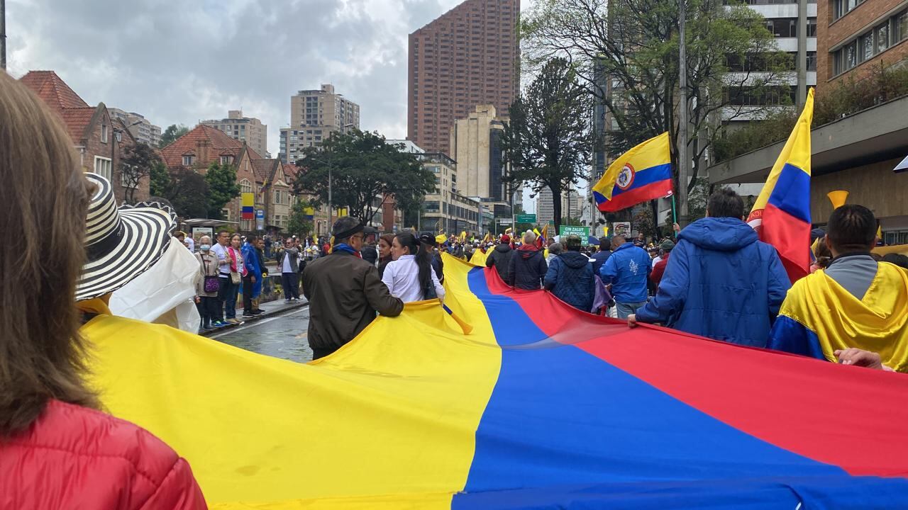MARCHAS 21 DE ABRIL EN CONTRA DEL GOBIERNO DEL PRESIDENTE GUSTAVO PETRO