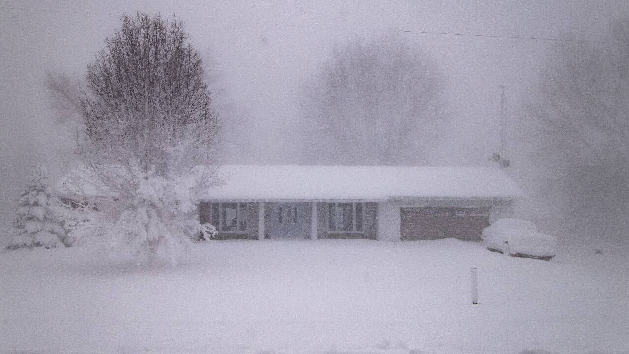 Frente de clima frío golpea a Ontario, Canadá.