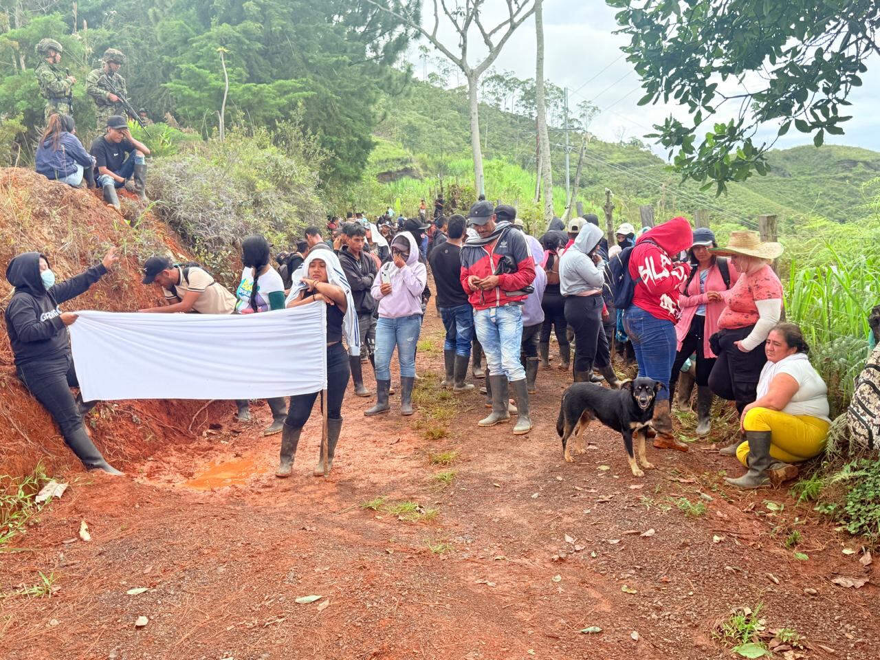 Denuncian asonada contra el Ejército en el corregimiento de La Liberia, en Jamundí