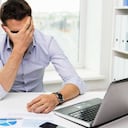 Hay que educarse financieramente para evitar cometer errores comunes en la economía personal. Foto: Getty Images