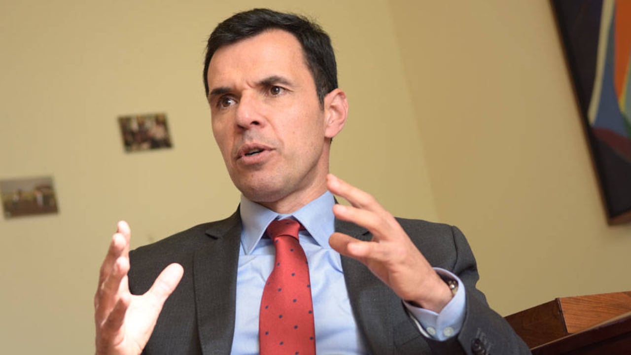 Antes de ser nombrado ministro del Interior, Guillermo Rivera venía desempeñándose como viceministro de Relaciones Políticas de la misma cartera. Desde allí ha participado en el diseño de la mayoría de iniciativas para desarrollar el acuerdo de paz.