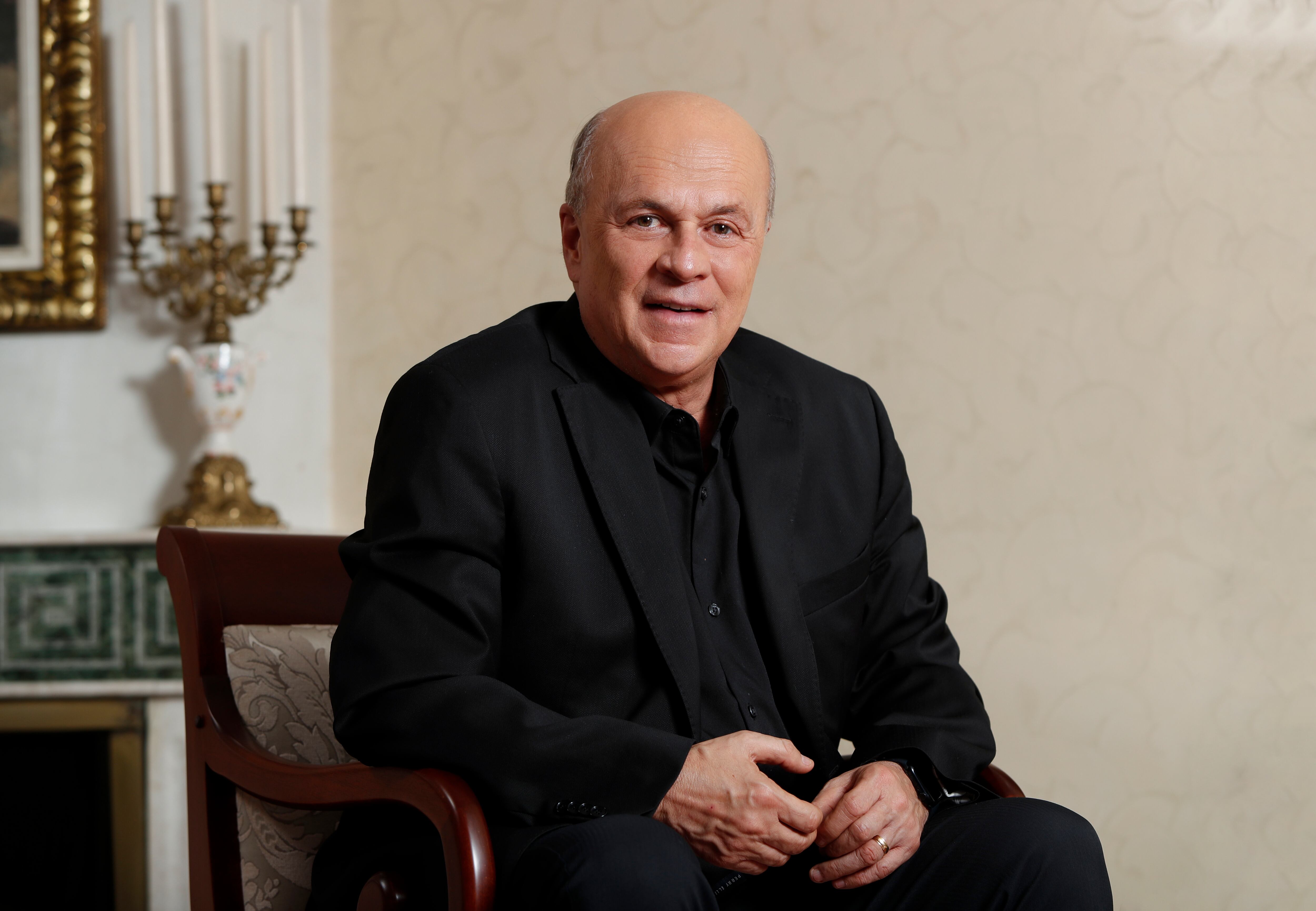 Carlos Antonio Vélez periodista deportivo 
Bogotá abril 1 del 2022
Foto Guillermo Torres Reina / Semana