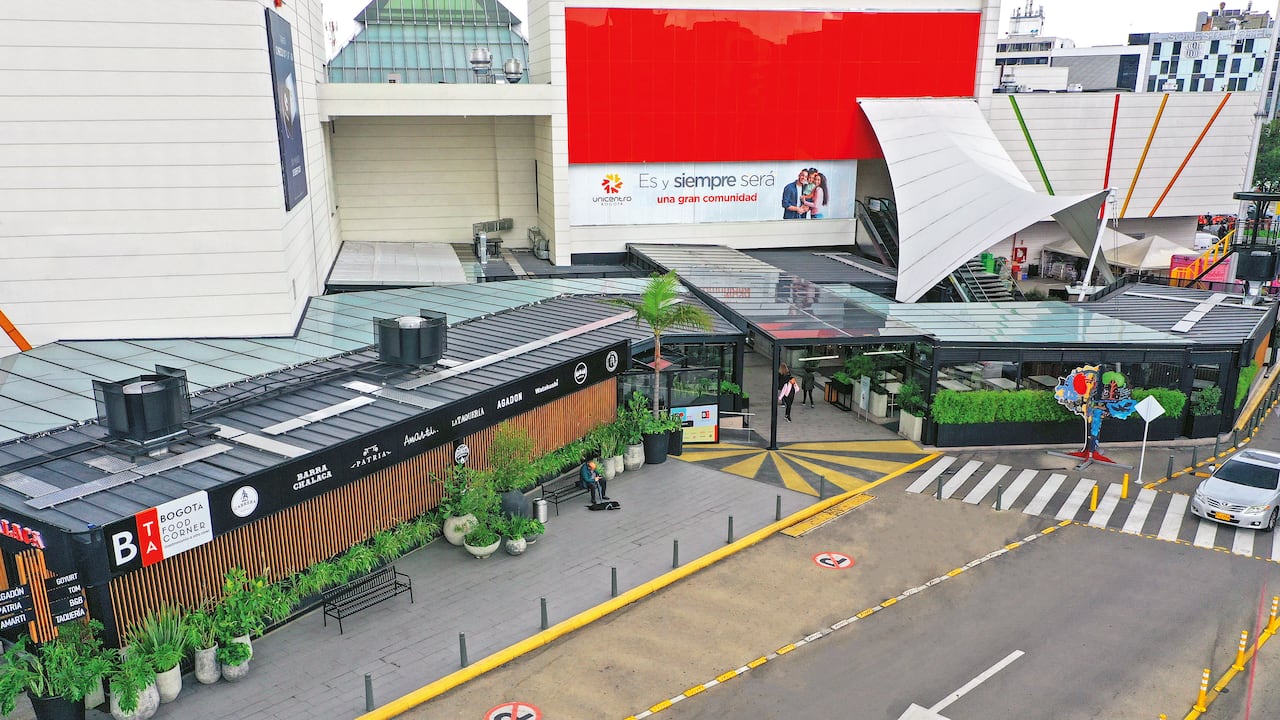 En 2019, Unicentro inició un ambicioso plan de expansión con la creación del Bogotá Food Corner.