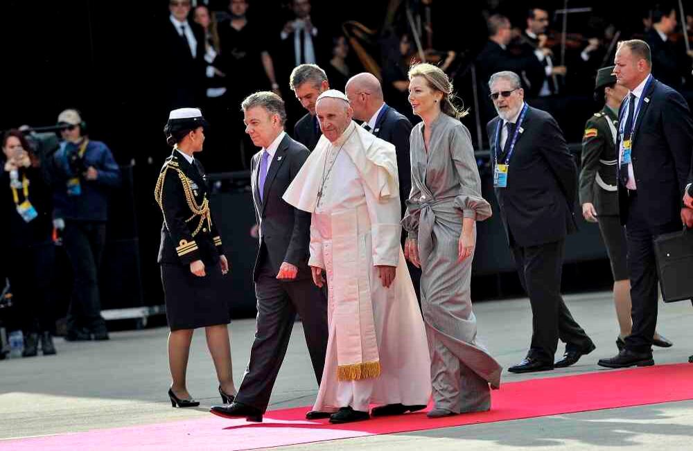 El sumo pontífice, quien cumplirá 81 años, es el tercer papa que visita a Colombia. Foto: Carlos Julio Martínez / SEMANA. Foto: Carlos Julio Martínez.
