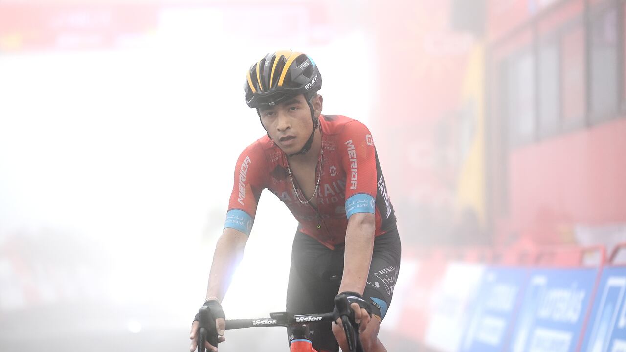 SAN MIGUEL DE AGUAYO, SPAIN - AUGUST 25: Santiago Buitrago Sanchez of Colombia and Team Bahrain Victorious crosses the finishing line during the 77th Tour of Spain 2022, Stage 6 a 181,2km stage from Bilbao to Ascensión al Pico Jano. San Miguel de Aguayo 1131m / #LaVuelta22 / #WorldTour / on August 25, 2022 in Pico Jano. San Miguel de Aguayo, Spain. (Photo by Tim de Waele/Getty Images)