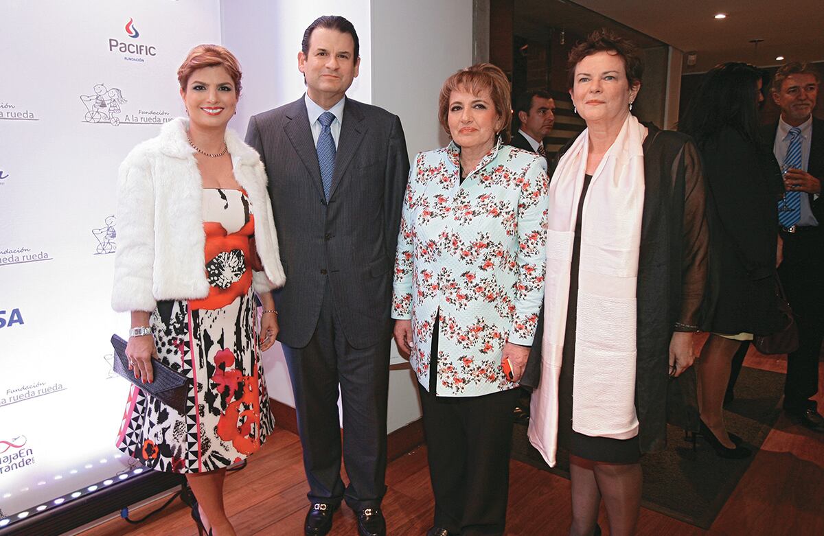Vivi Barguil, Luis Carlos Sarmiento Gutiérrez, María Victoria Estrada y Carmen Melian.