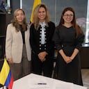 La nueva ministra de Trabajo, Natalia López Fuentes (centro), estará acompañada por Juliana Morad Acero (der.) y Elianne Ema Forero Pérez (izq.) como viceministras de la cartera.