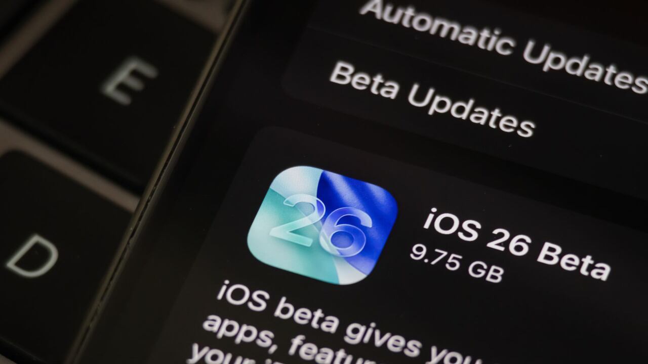 iOS 26 incluye traducción en tiempo real en apps como Teléfono y FaceTime.