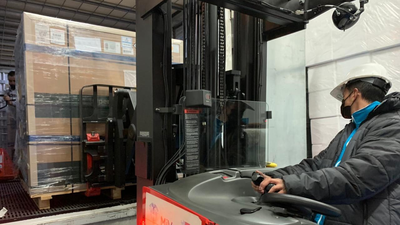 De acuerdo con Germán Escobar, jefe de Gabinete del Minsalud, se trata de 1,4 millones de vacunas, para igual número de personas.