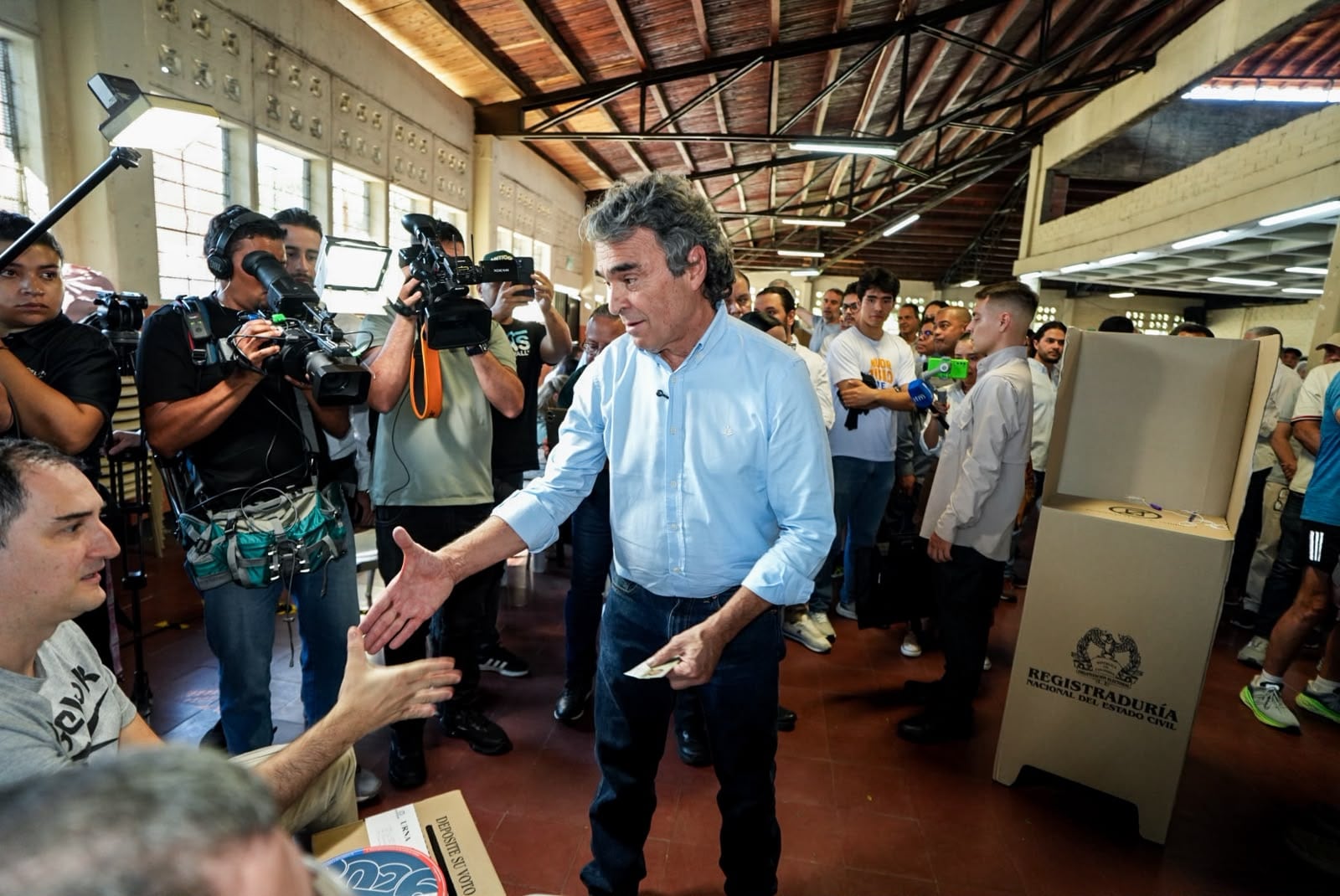 Votación del candidato presidencial Sergio Fajardo en la ciudad de Medellín