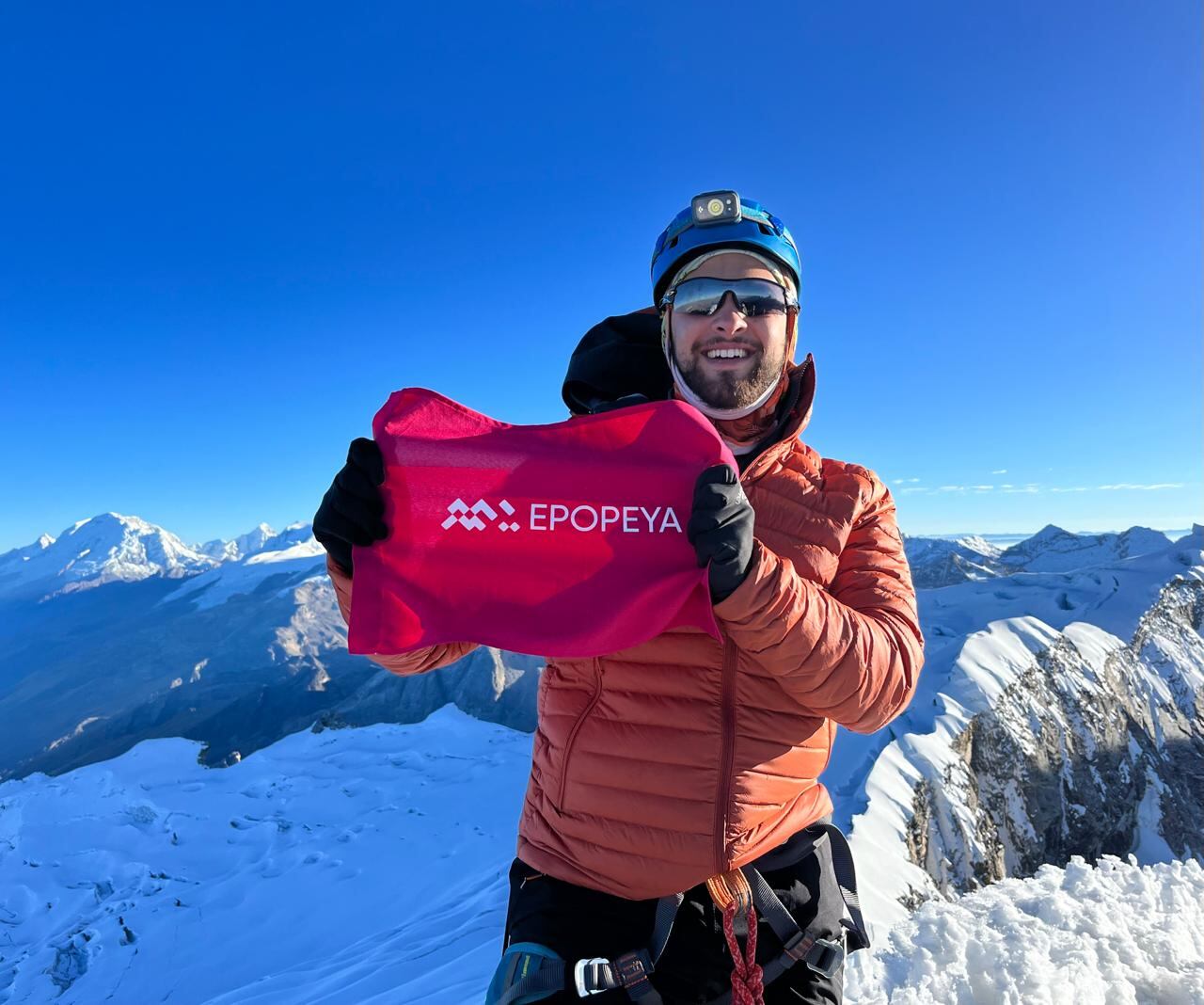 Juan Pablo Piedrahita, Director de Experiencias de Epopeya, y quién continua el legado de las montañas de sus mentores Marcelo y Juan Pablo Ruiz.
