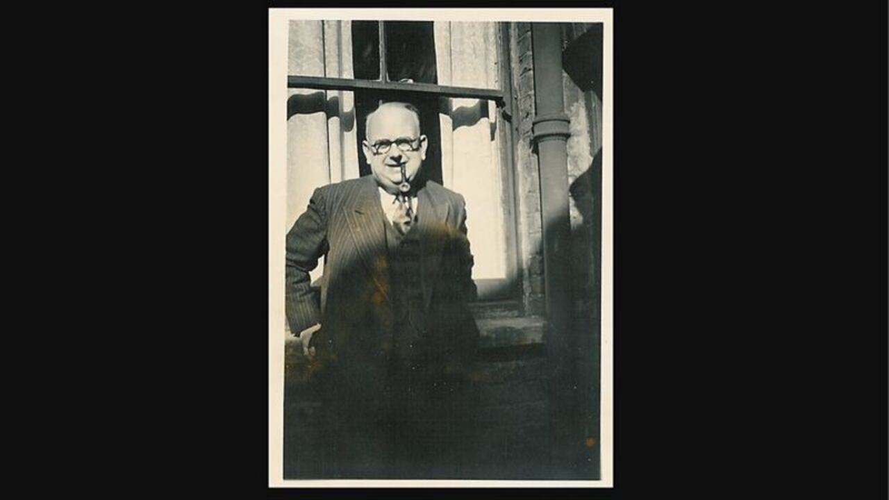 Chibbett pasaba las noches en la casa de los Hitchings.