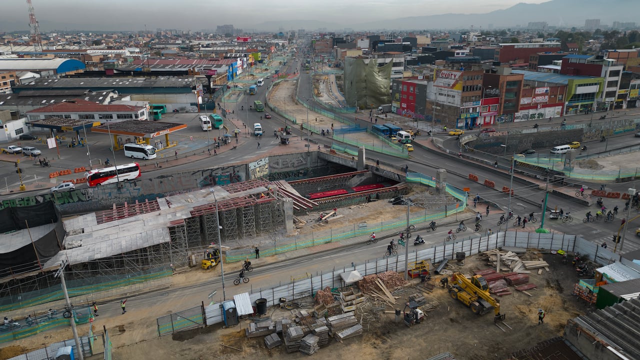Sector Autopista Sur puente Venecia
Obras Bogotá Transmilenio avenida 68
Octubre 23 del 2023