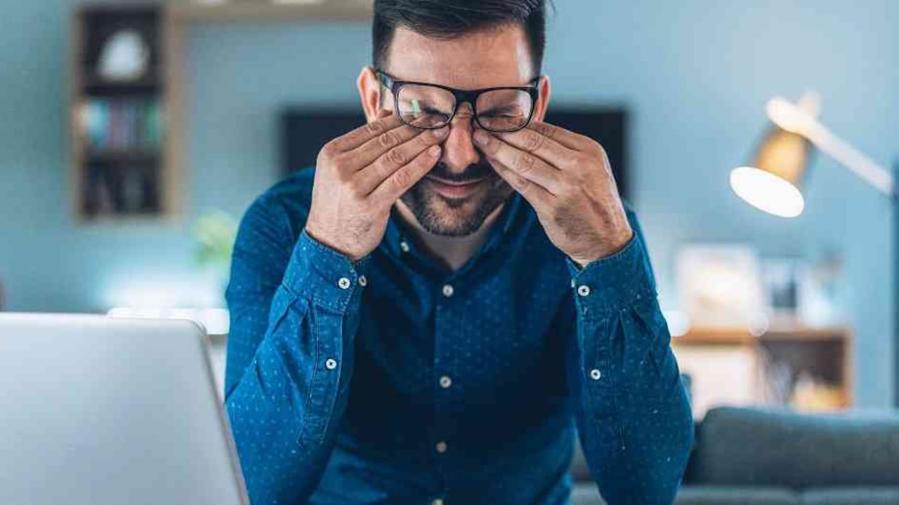 La fatiga laboral puede derivar en un problema de salud si no se corrige a tiempo, dicen los expertos.