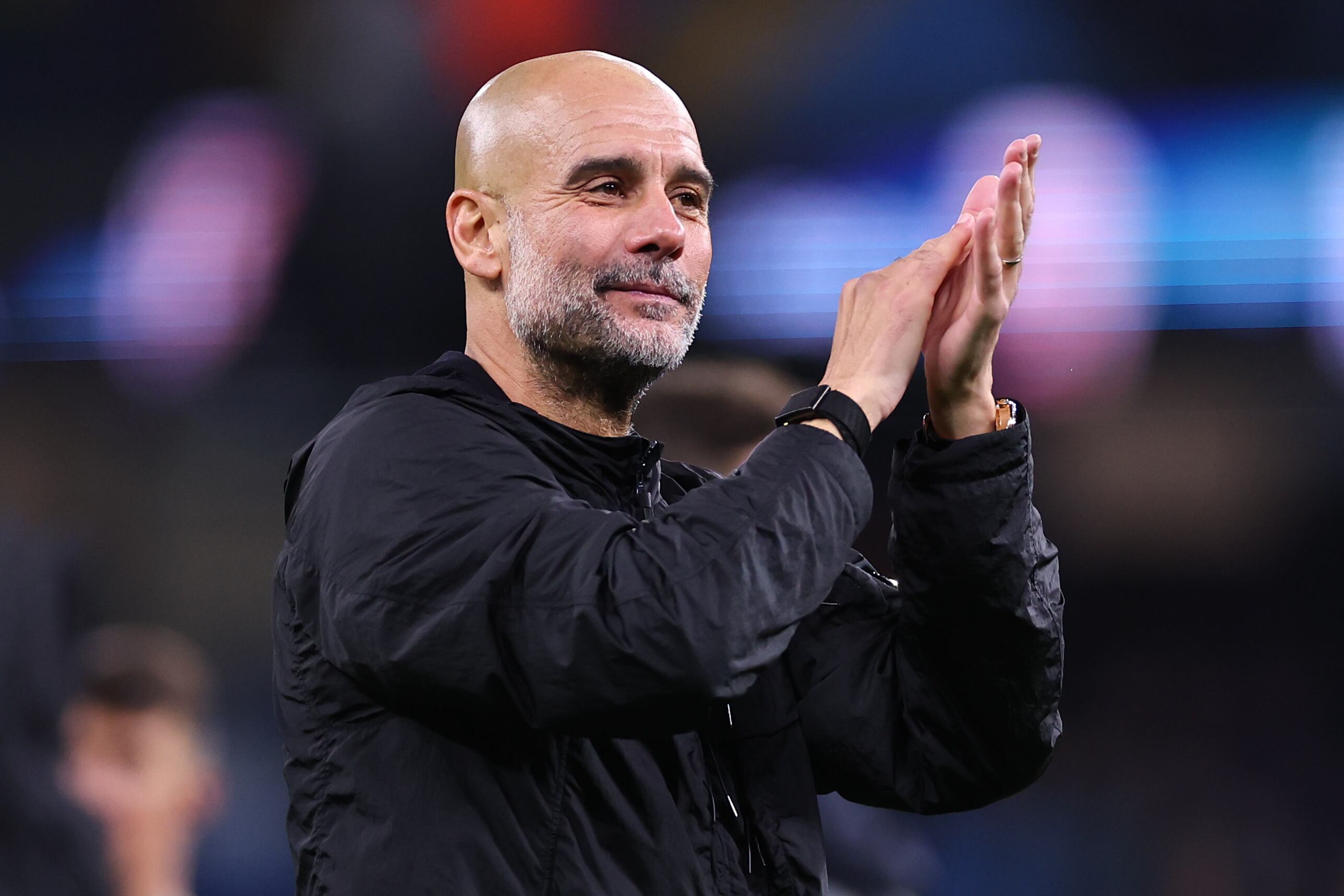 Si Daniel Muñoz llega a Manchester City, Pep Guardiola sería su nuevo entrenador.