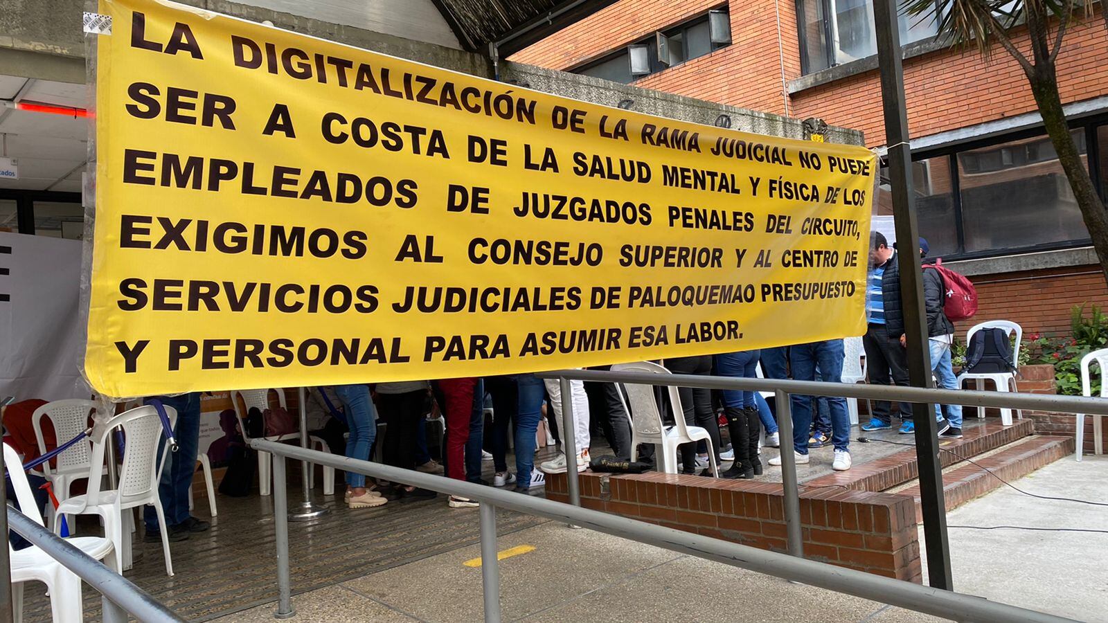 Funcionarios judiciales en Bogotá lanza SOS para cumplir su labor. Paro de Asonal.