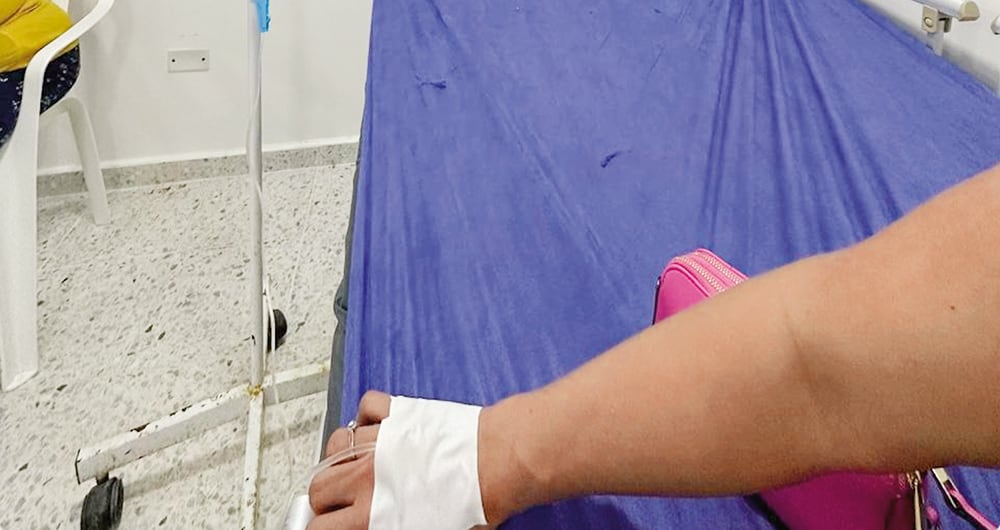 En su diálogo con SEMANA, la mujer lanzó un fuerte señalamiento en contra del político. 