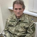 El líder prorruso estaba bajo arresto domiciliario desde hace más de un año acusado de traición, pero poco después de la invasión rusa de Ucrania, se anunció que había escapado.