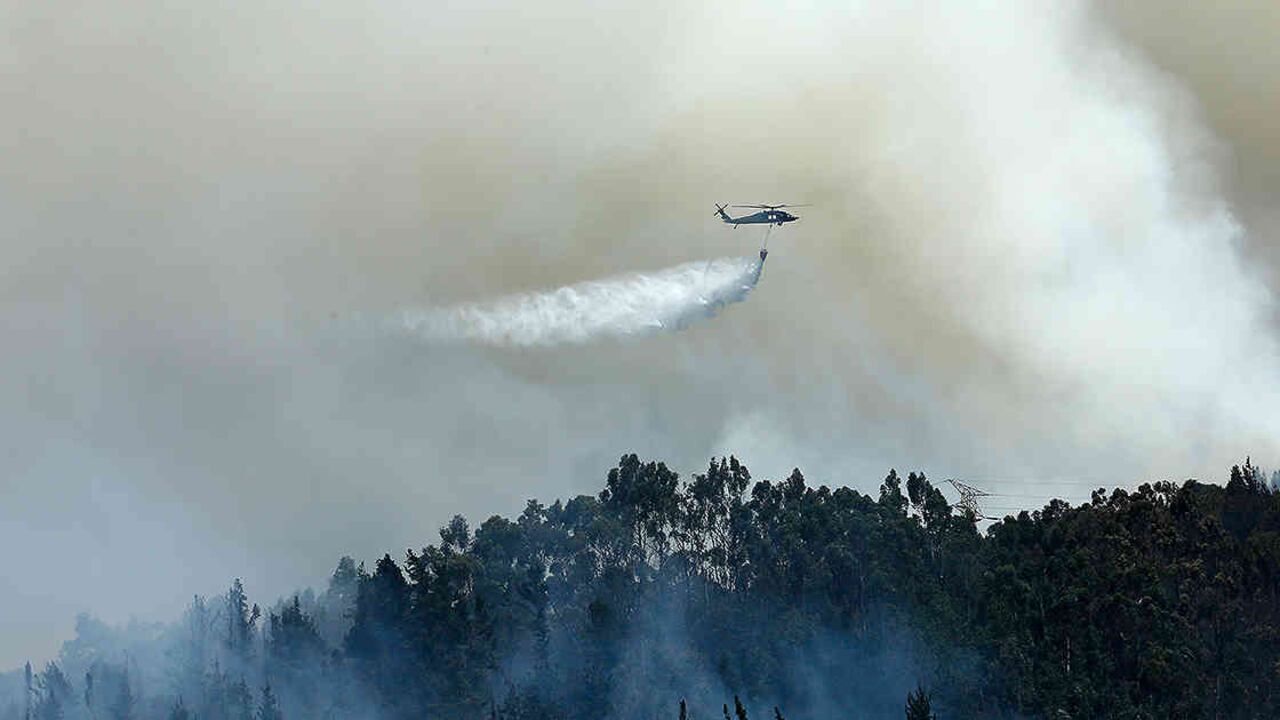 Los recursos aprobados por el G7 serán destinados al envío de aviones bombarderos de agua que luchen contra los incendios en la Amazonia. Foto: archivo/Semana.