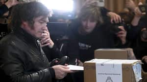 “No pienso tocarle el bolsillo a los trabajadores. Se lo voy a cargar a la política”, dijo Javier Milei.