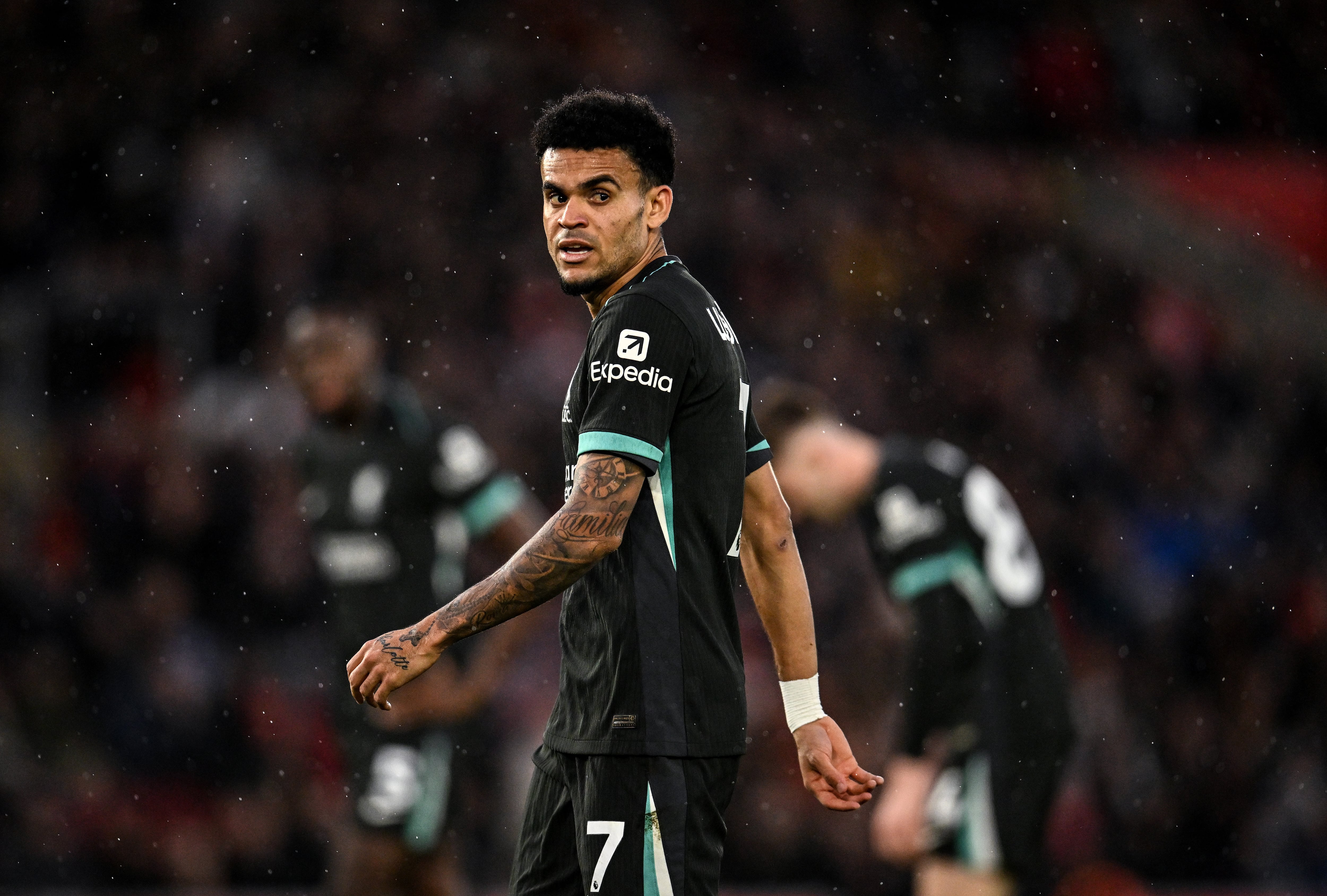 Luis Díaz, del Liverpool, durante el partido de la Premier League entre el Southampton FC y el Liverpool FC en el St Mary's Stadium el 24 de noviembre de 2024 en Southampton, Inglaterra.