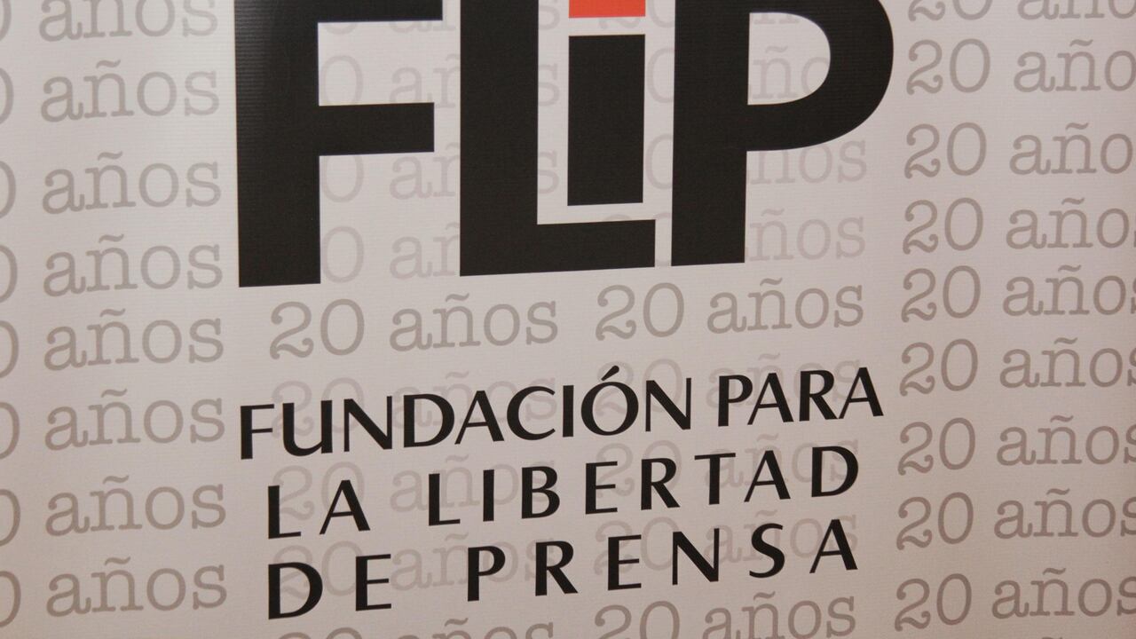 La Fundación para la Libertad de Prensa, Flip, rechazó la agresión a periodistas durante el cubrimiento del asesinato del director de la cárcel La Modelo.
