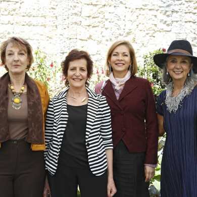 Elizabeth Ungar, Irma Ríos y Claudia Rey.