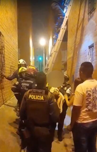 Menor abandonado en una casa en Cali.