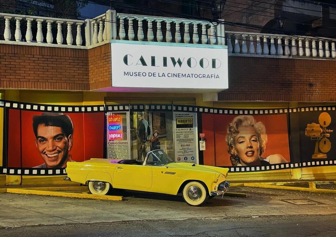 Ubicado en la Avenida Belalcázar con calle 5a, Caliwood es el museo de cinematografía más importante de Colombia.