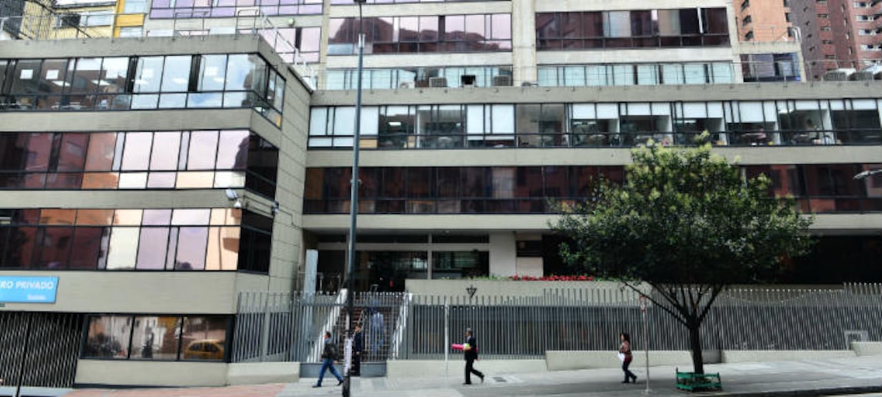 Ferrocarriles de Colombia hace parte del Ministerio de Salud.