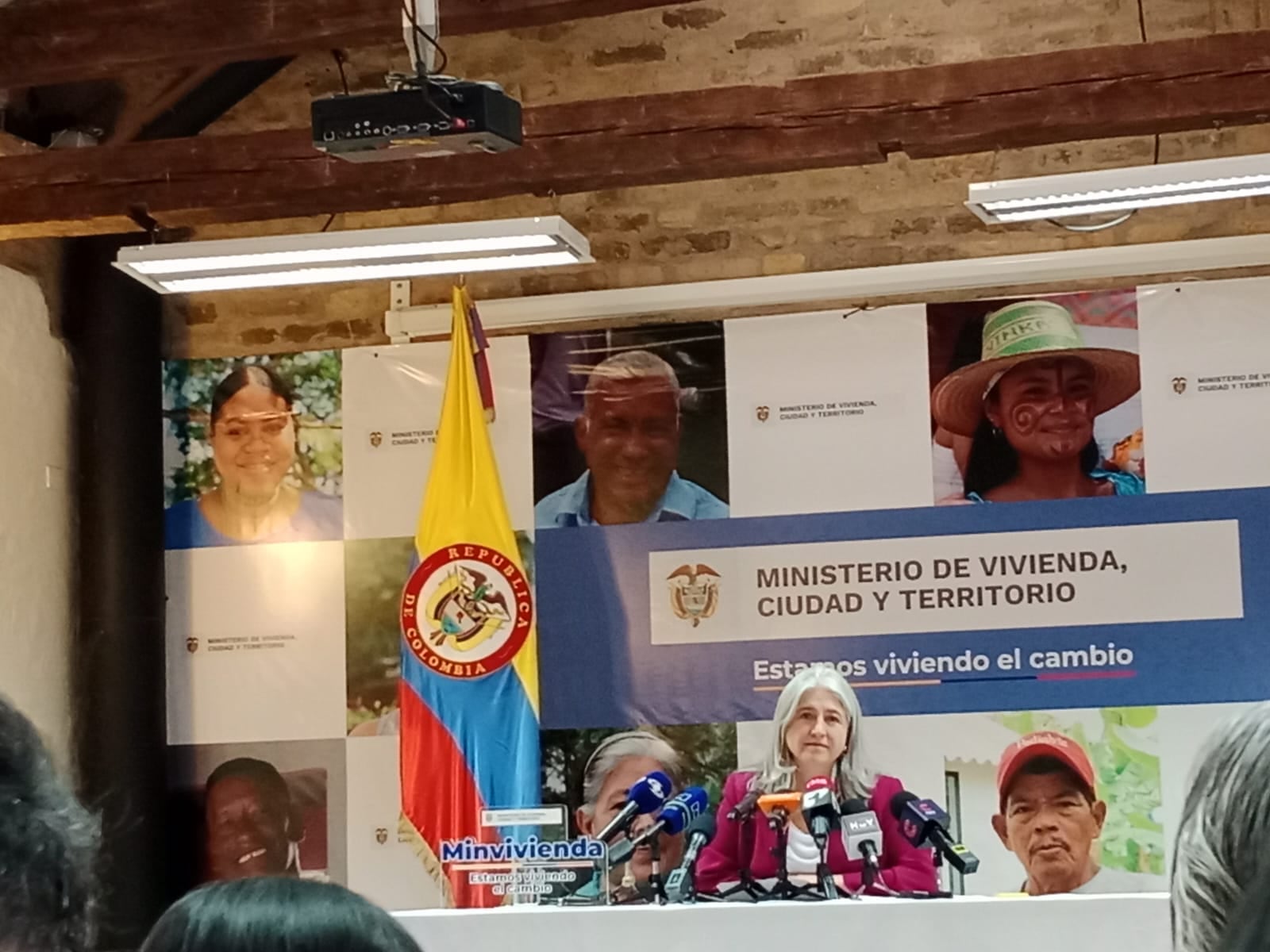 ministra de Vivienda Catalina Velasco Mi Casa Ya