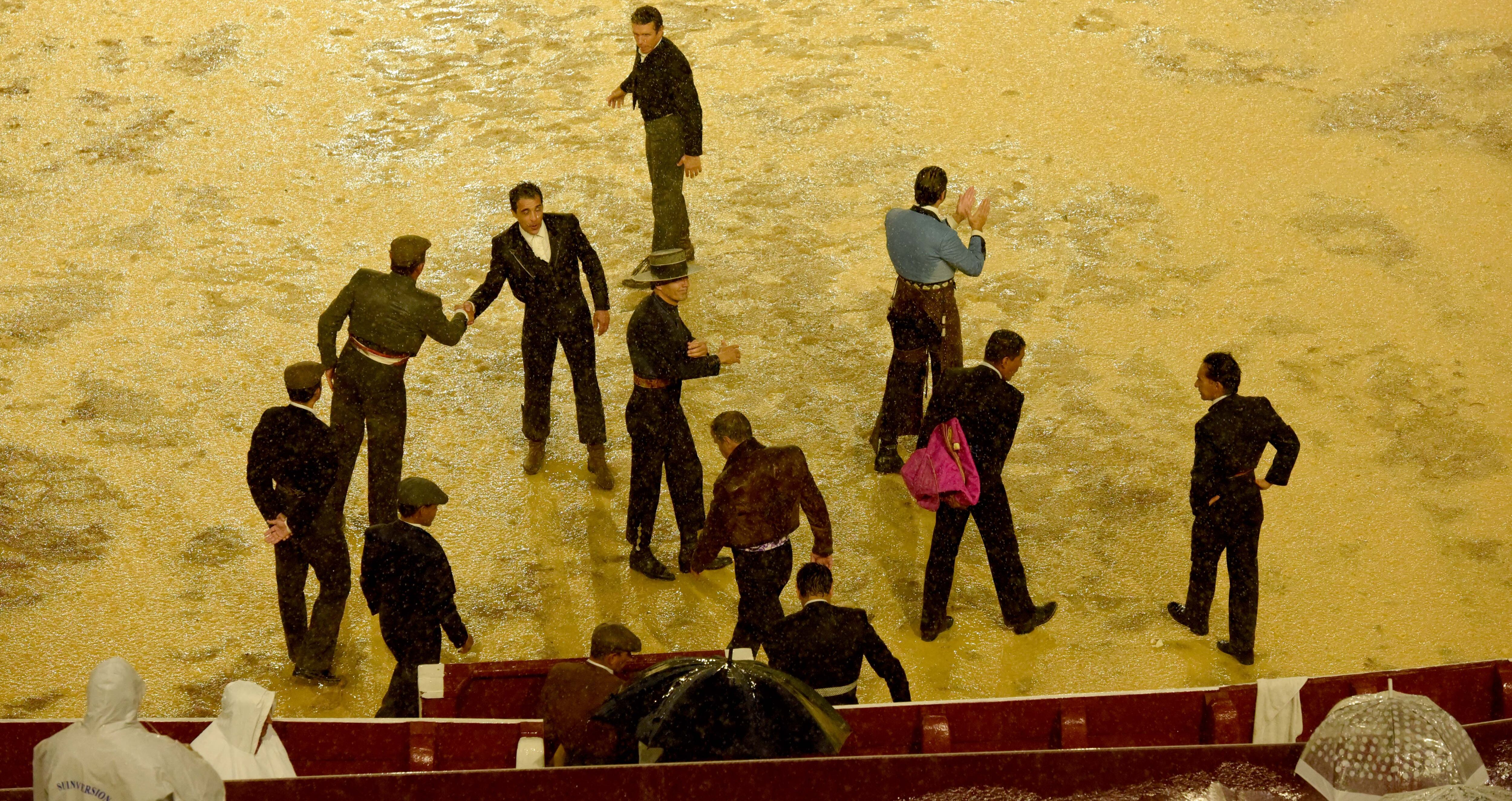 El festival del 29 de diciembre en la feria de Cali fue suspendido por lluvia. El Cordobés, Javier Conde y El Cid se quedaron sin actuar.