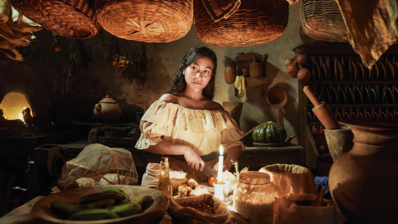 Lo que suman los actores es notable y refleja lo que entregaron miles de personas detrás de cámaras, con amor y sacrificio, para hacer la historia.