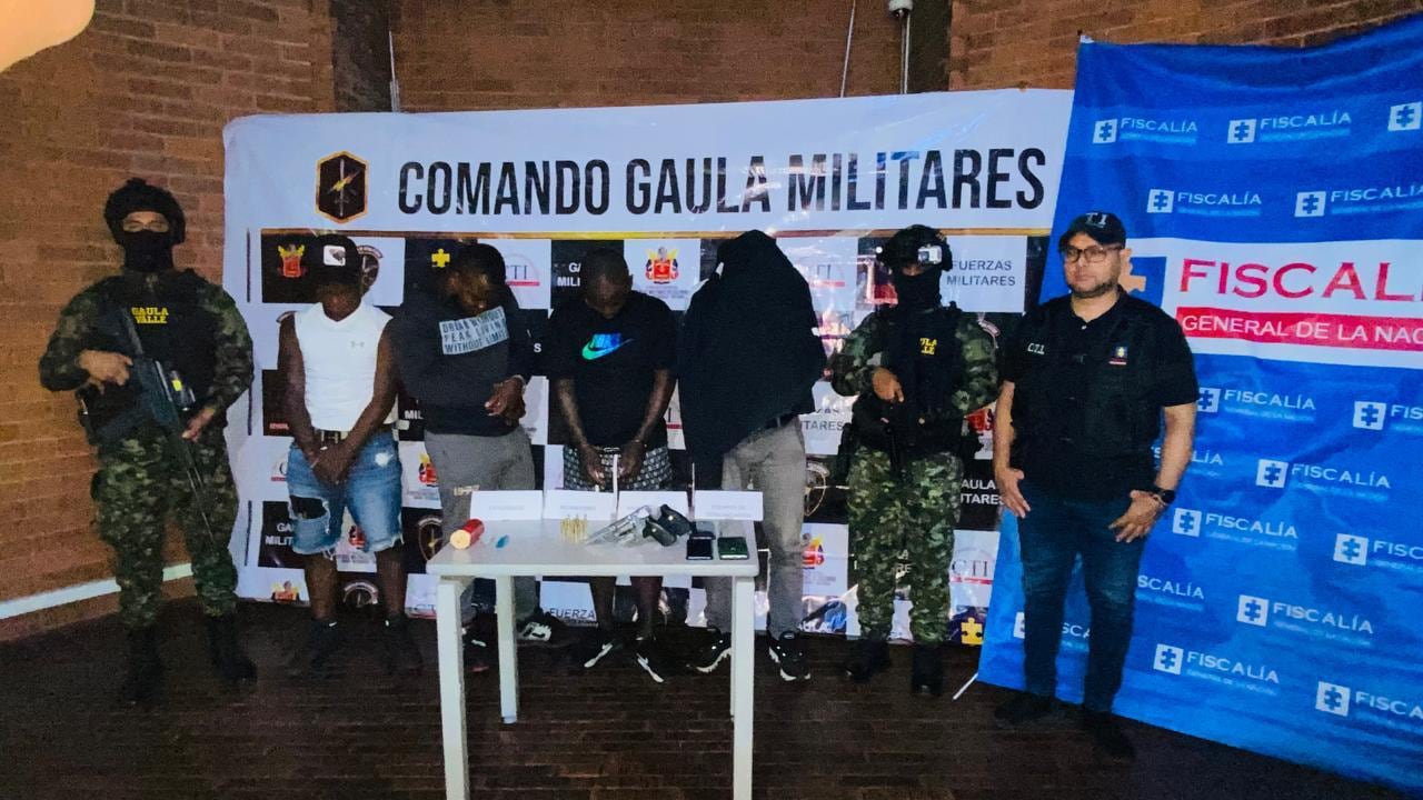 Ejército frustra atentado en Cali; descubren carro cargado con explosivos.