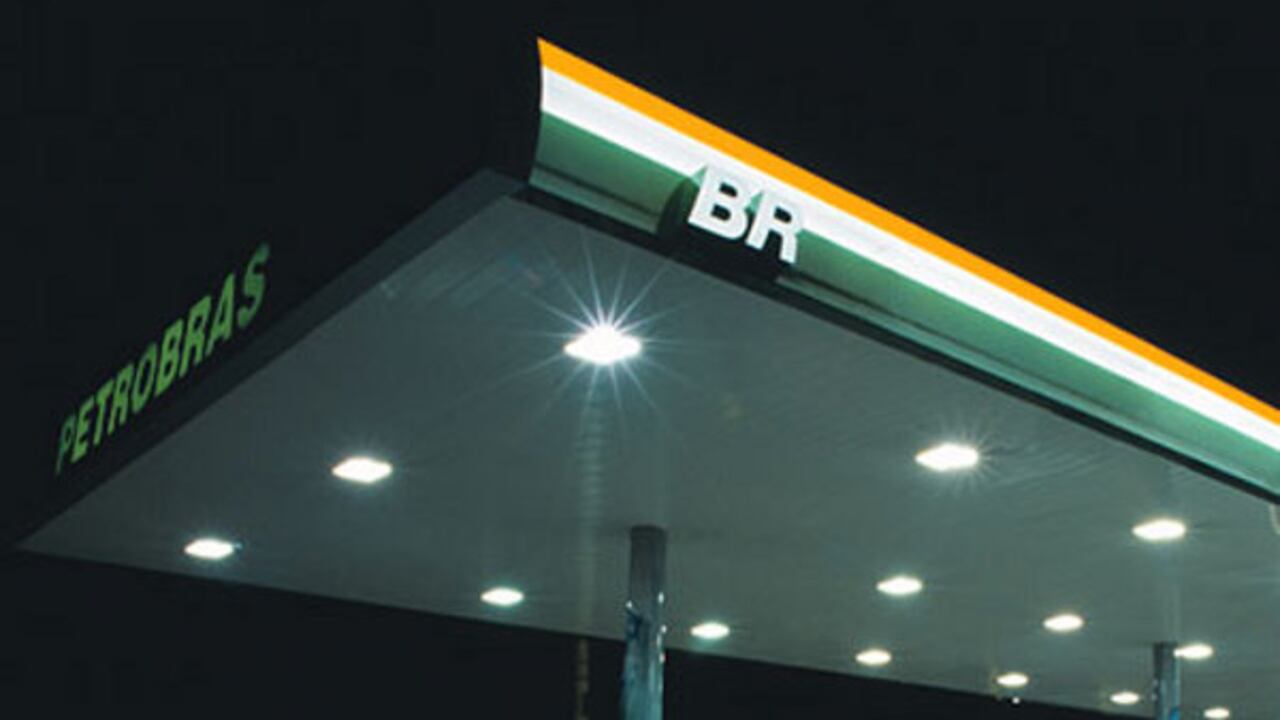 La compañía cuenta con una planta de abastecimiento de combustibles y producción de lubricantes en Bogotá y la completa línea de lubricantes de última generación, diseñada con los más altos estándares de la industria del petróleo.