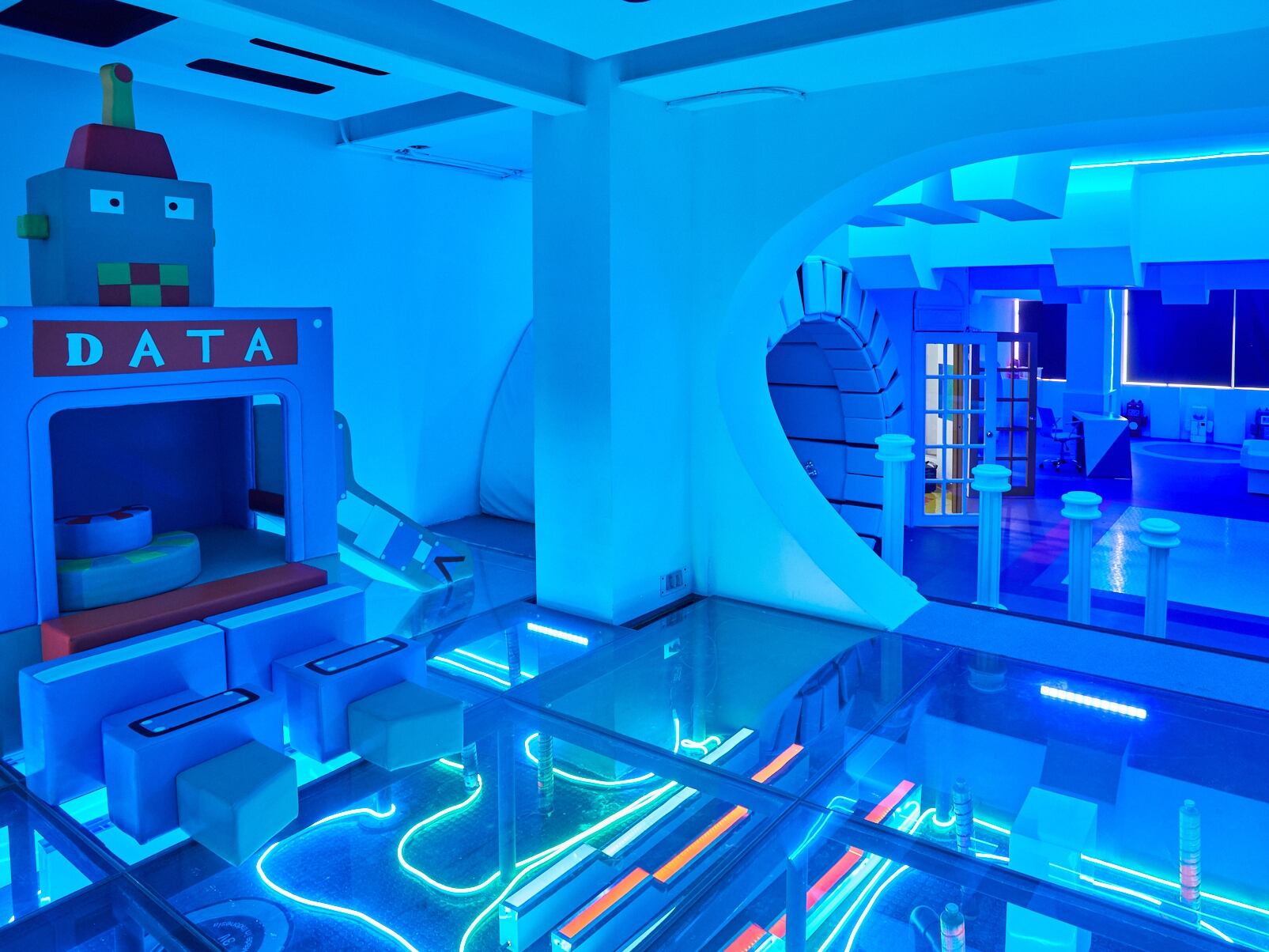 Salón de tecnología en el área de kindergarten.