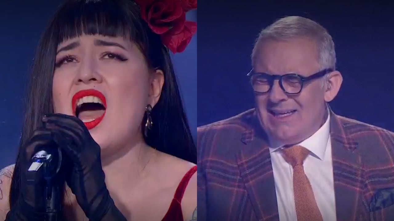 Imitadora de Mon Laferte - César Escola.