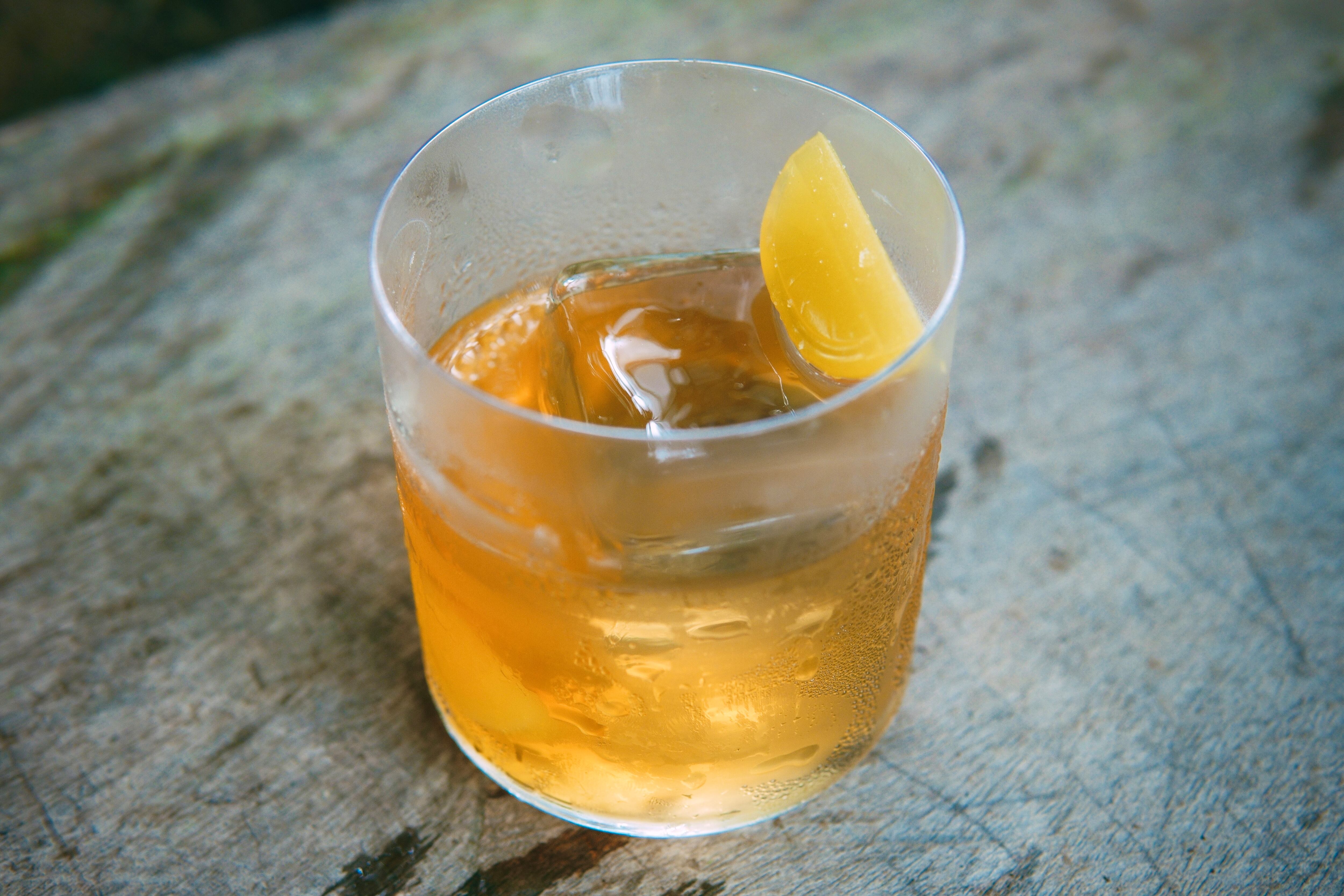 En 2023 Alquímico recibió el premio al Mejor Equipo de Bar Internacional en los Spirited Awards.