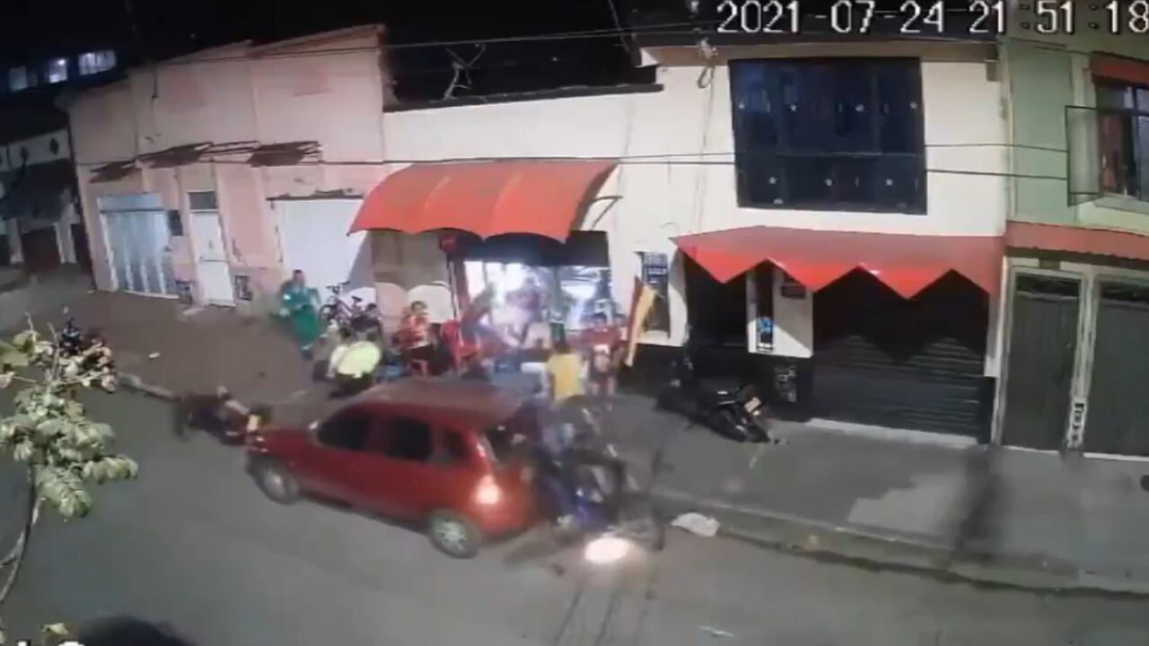 Accidente en Ibagué. Foto: pantallazo del video Twitter: @CronicaPolicial