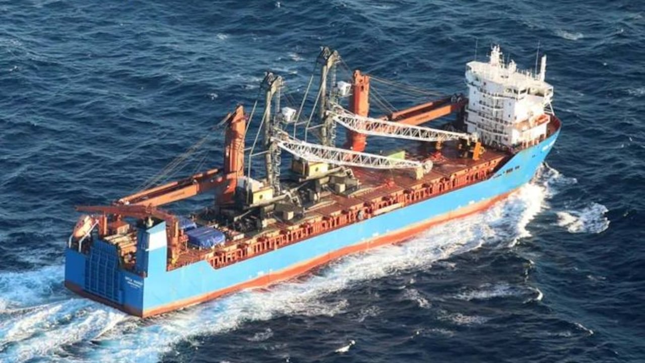 El Ursa Major se hundió en aguas del Mediterráneo con 16 personas a bordo.