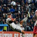 Santa Fe visitó a Gimnasia LP por la fecha 4 de la Copa Sudamericana.