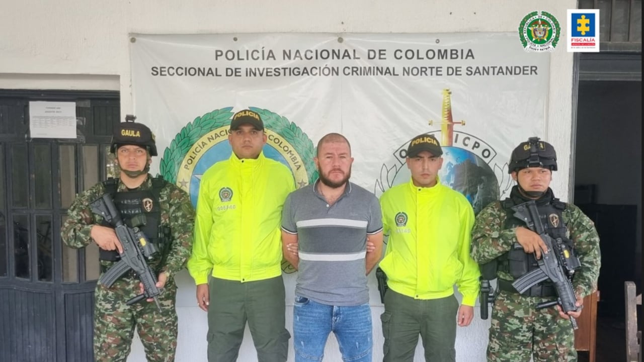Alias Barbas se enfrentó al ELN por el control de tráfico de estupefacientes. Fue capturado por la Fiscalía.